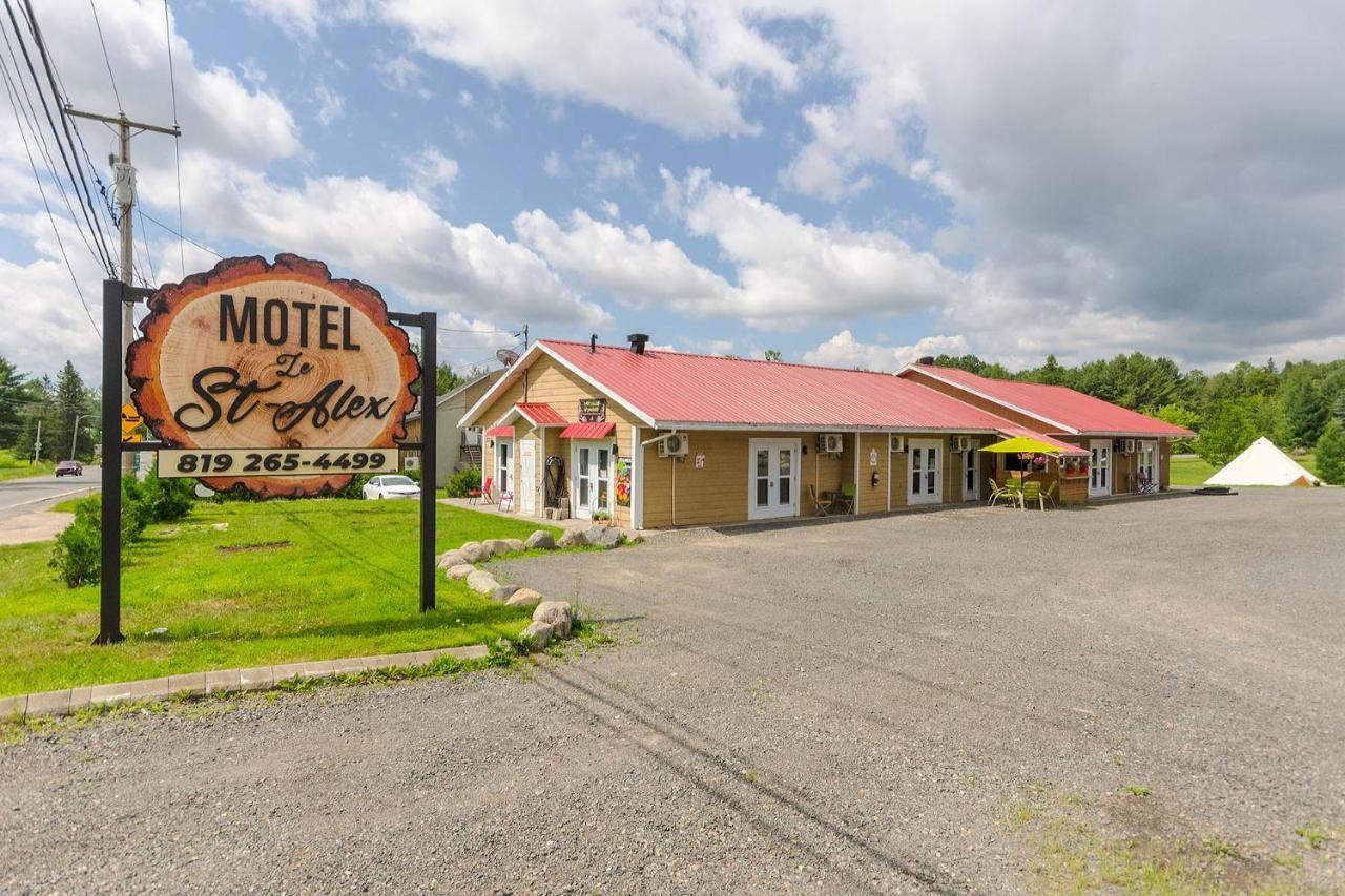 Motel Le Saint Alex Exteriér fotografie