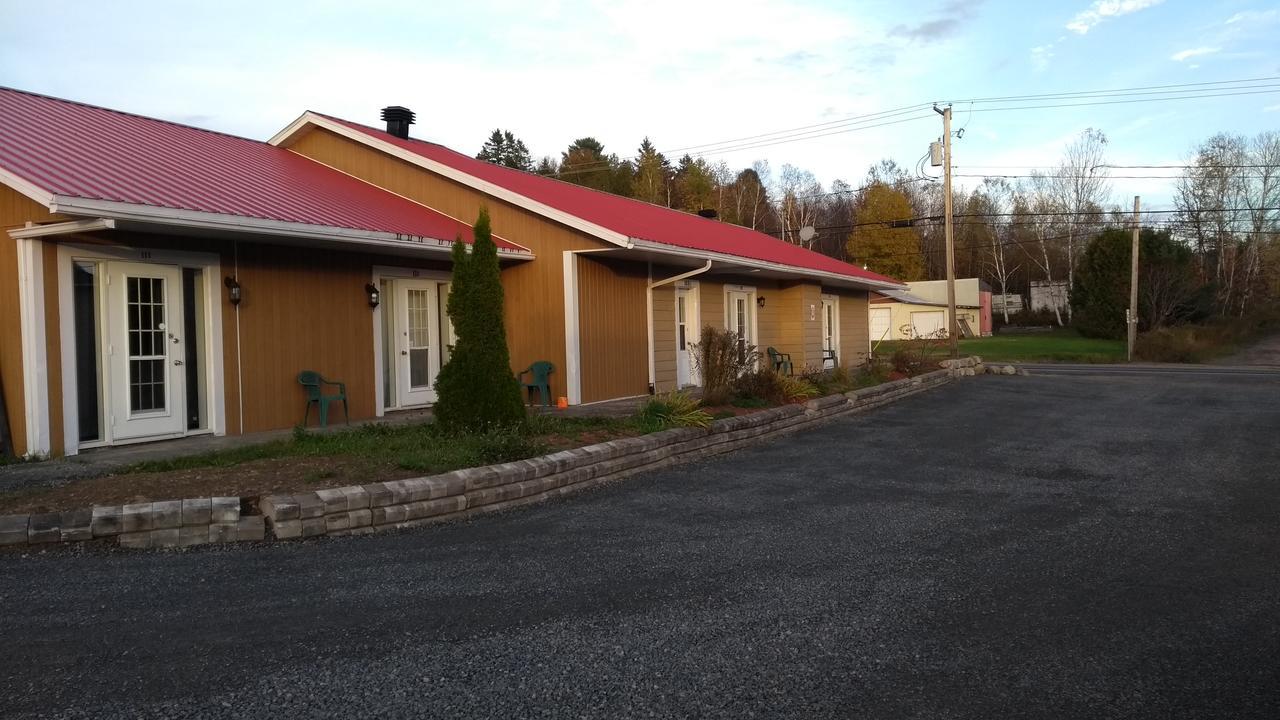 Motel Le Saint Alex Exteriér fotografie